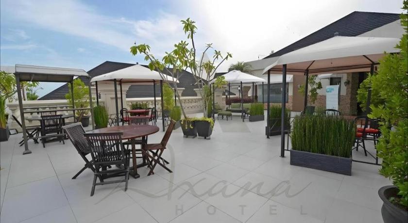 The Axana Hotel Padang  Exterior photo
