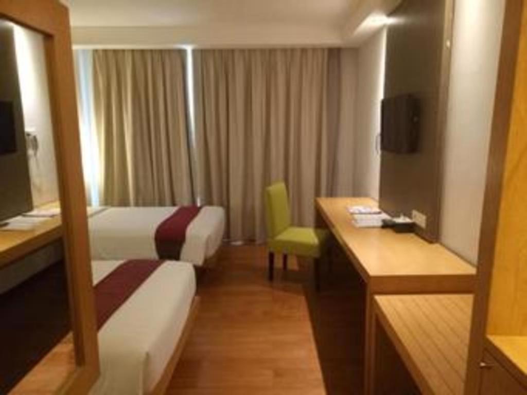 The Axana Hotel Padang  Exterior photo
