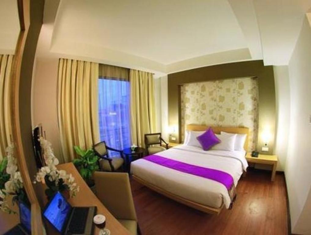 The Axana Hotel Padang  Exterior photo